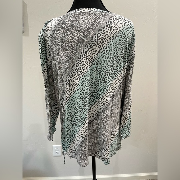 Ruby Rd. Mint and Black Animal Print Long Sleeve Top - Picture 3 of 4